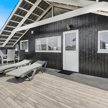 Vakantiehuis Total Renoveret Med Wi-fi Stor Indhegnet Terrasse - Og Med Varmepumpe Harboør