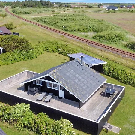 Vakantiehuis Total Renoveret Med Wi-fi Stor Indhegnet Terrasse - Og Med Varmepumpe Harboør
